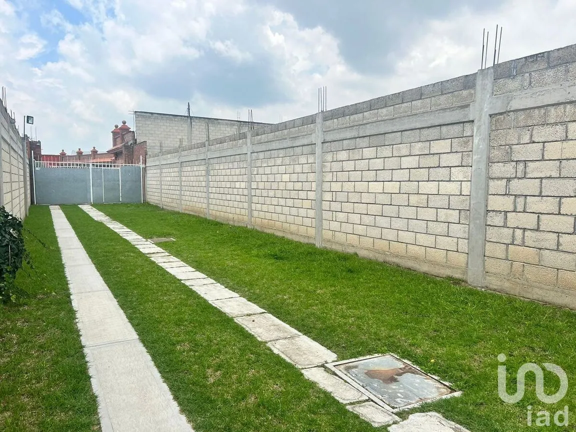 Local en Venta en San Juan de las Huertas, Zinacantepec, Estado de México | NEX-278339 | iad México | Foto 2 de 31