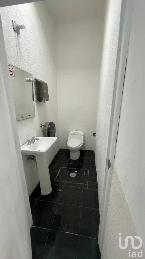 Oficina en Renta en Cuauhtémoc, Toluca, Estado de México | NEX-278354 | iad México | Foto 3 de 26