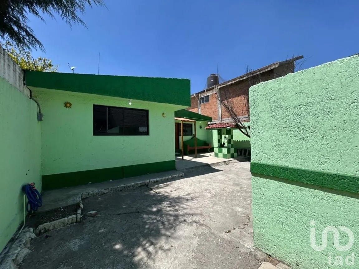 Casa en Venta en San Felipe Tlalmimilolpan, Toluca, Estado de México | NEX-278361 | iad México | Foto 3 de 14