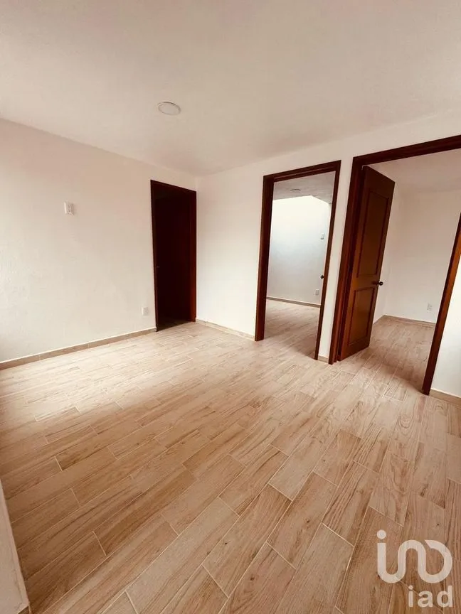 Casa en Venta en Francisco Murguía El Ranchito, Toluca, Estado de México | NEX-278369 | iad México | Foto 16 de 16