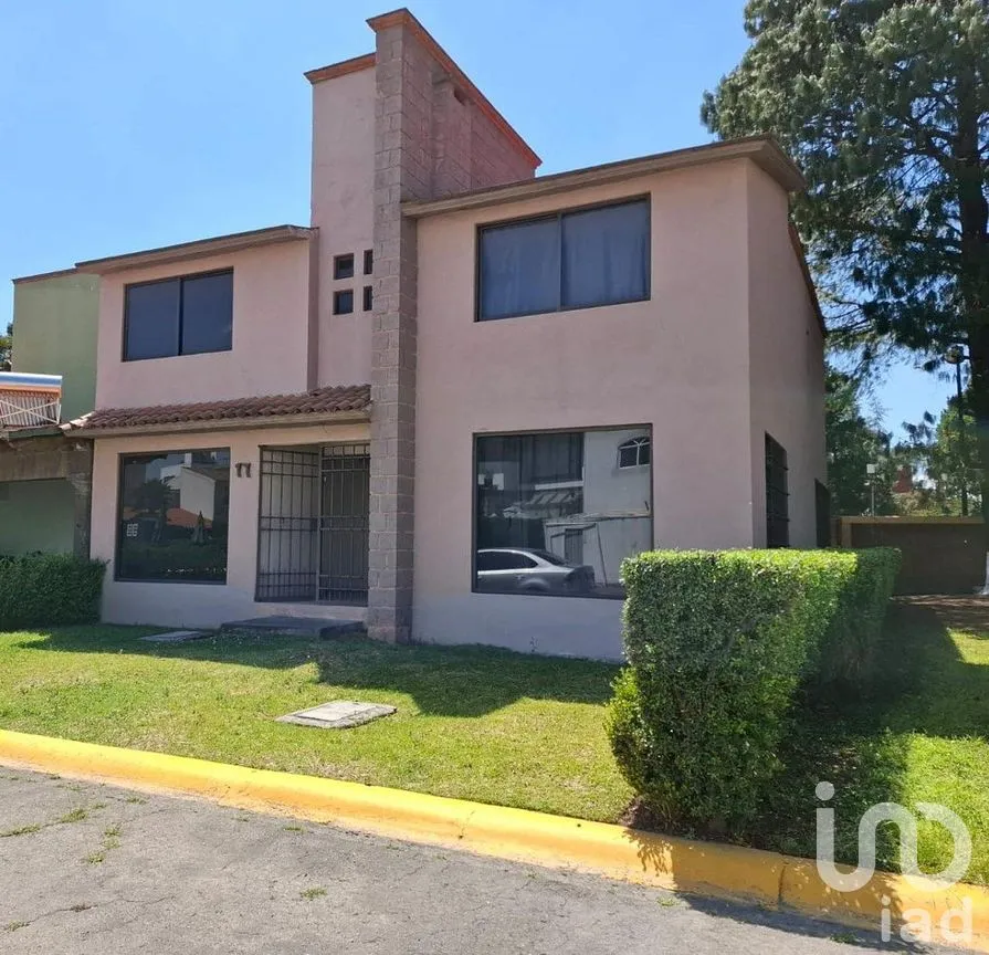 Casa en Venta en San Mateo Otzacatipan, Toluca, Estado de México | NEX-288113 | iad México | Foto 1 de 19