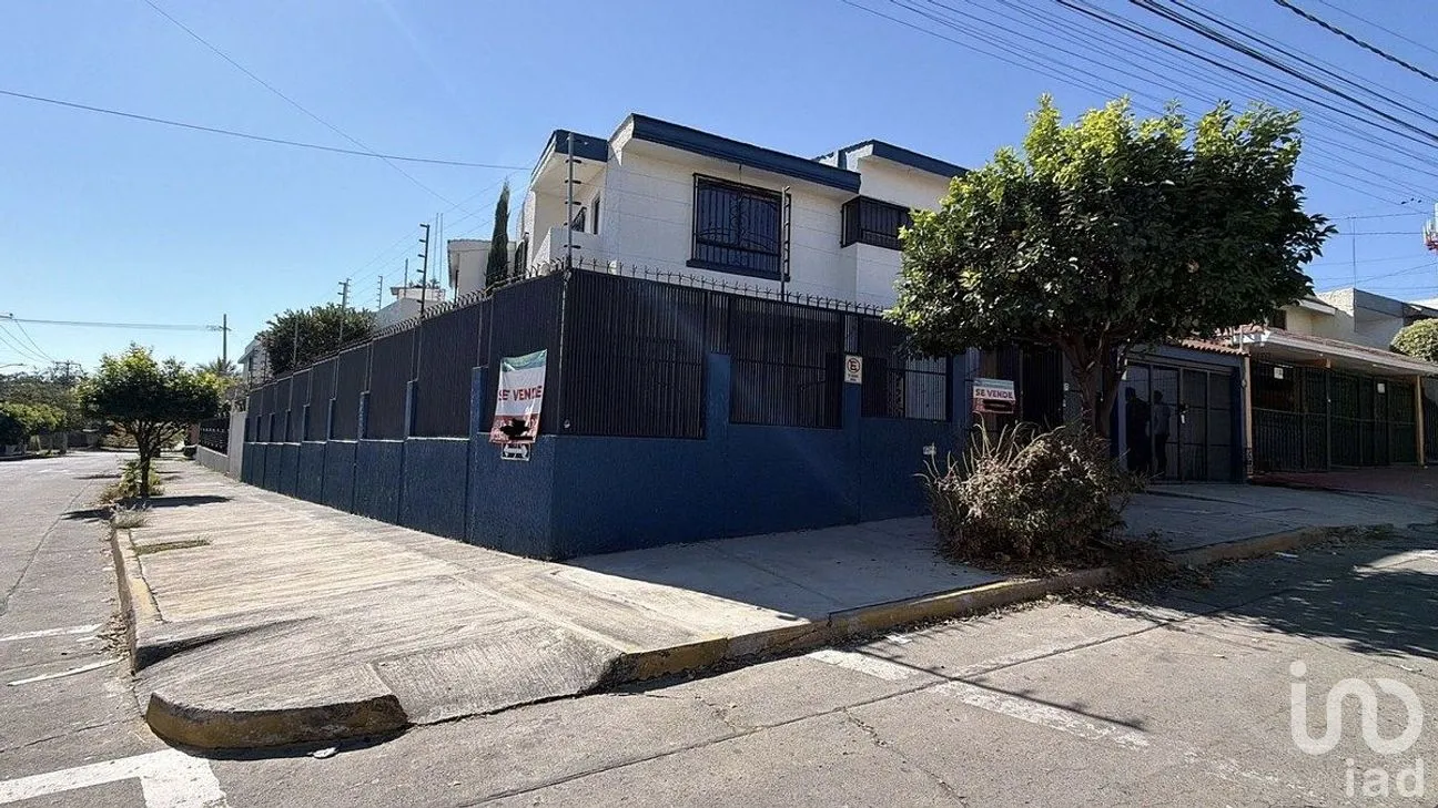 Casa en Venta en Tabachines, Zapopan, Jalisco | NEX-291359 | iad México | Foto 1 de 26