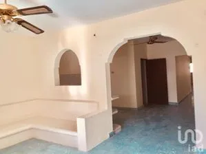 NEX-280980 - Casa en Venta, con 1 recamara, con 2 baños en Progreso de Castro Centro, CP 97320, Yucatán.