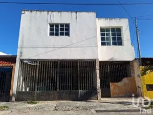 NEX-280982 - Casa en Venta, con 3 recamaras, con 3 baños, con 281 m2 de construcción en Colonial Chuburna, CP 97215, Yucatán.