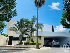 NEX-280989 - Casa en Venta, con 4 recamaras, con 4 baños en Santa Gertrudis Copo, CP 97305, Yucatán.