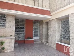 NEX-281023 - Casa en Venta, con 4 recamaras, con 4 baños, con 250 m2 de construcción en Fovissste, CP 97217, Yucatán.
