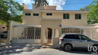 NEX-281046 - Casa en Venta, con 3 recamaras, con 4 baños en Gonzalo Guerrero, CP 97115, Yucatán.