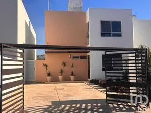 NEX-281059 - Casa en Venta, con 3 recamaras, con 2 baños, con 159 m2 de construcción.