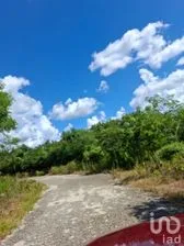NEX-281143 - Terreno en Venta en Kini, CP 97437, Yucatán.