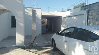 NEX-288477 - Casa en Venta, con 2 recamaras, con 2 baños en Lindavista, CP 97284, Yucatán.