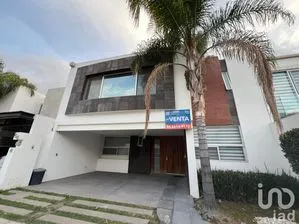 NEX-195401 - Casa en Venta, con 3 recamaras, con 2 baños, con 232 m2 de construcción en Real del Molino, CP 20983, Aguascalientes.