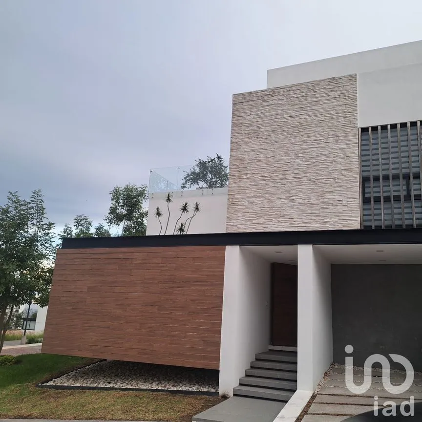 Casa en Venta en Lomas de Angelópolis II, San Andrés Cholula, Puebla | NEX-234468 | iad México | Foto 2 de 38