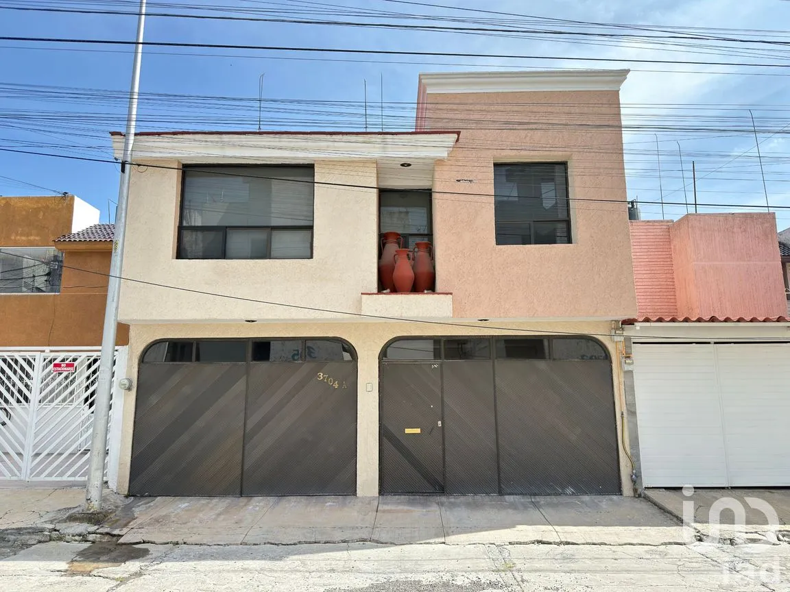 Casa en Venta en Belisario Domínguez, Puebla, Puebla | NEX-257309 | iad México | Foto 1 de 36
