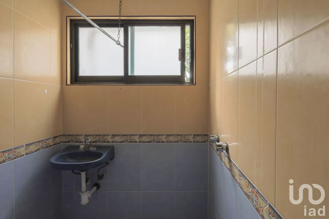 Casa en Venta en Jardines de San Lorenzo Tezonco, Iztapalapa, Ciudad de México | NEX-186316 | iad México | Foto 23 de 31