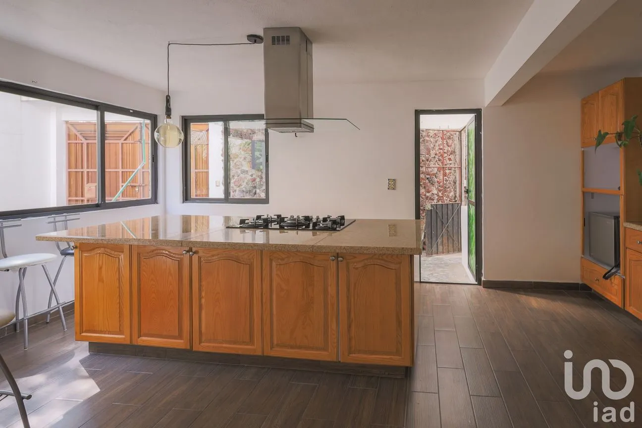 Casa en Venta en Jardines de San Lorenzo Tezonco, Iztapalapa, Ciudad de México | NEX-186316 | iad México | Foto 4 de 31