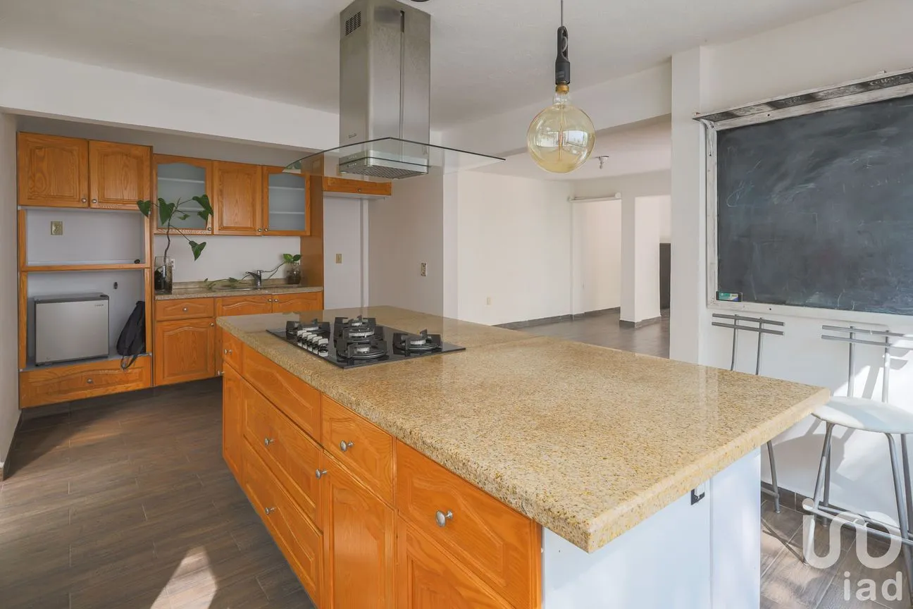 Casa en Venta en Jardines de San Lorenzo Tezonco, Iztapalapa, Ciudad de México | NEX-186316 | iad México | Foto 6 de 31