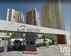 NEX-250723 - Departamento en Renta, con 2 recamaras, con 2 baños, con 160 m2 de construcción.