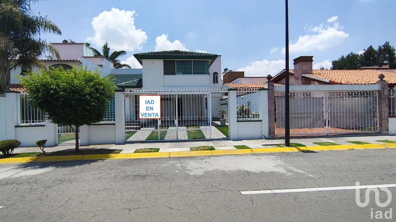 Casa en Venta en Ex Hacienda San José, Toluca, México | NEX-251132 | iad México | Foto 1 de 30