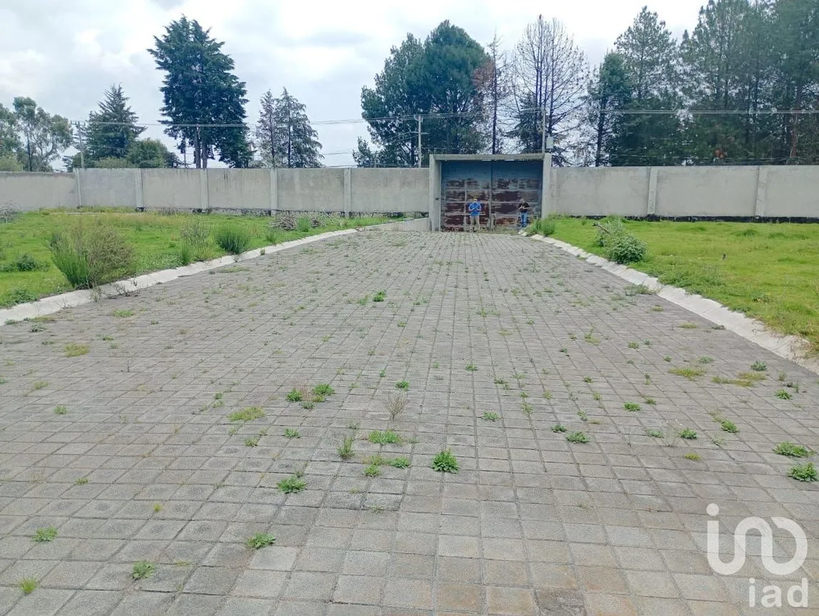 Terreno en Venta en Cacalomacán Centro, Toluca, México | NEX-253435 | iad México | Foto 3 de 13