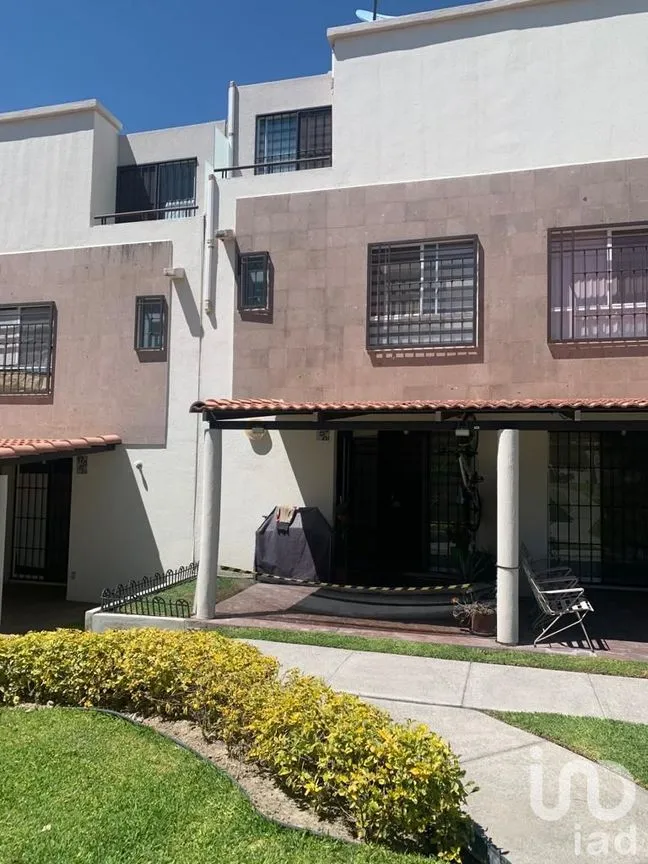 Casa en Venta en Real Santa Fe, Xochitepec, Morelos | NEX-156766 | iad México | Foto 1 de 19