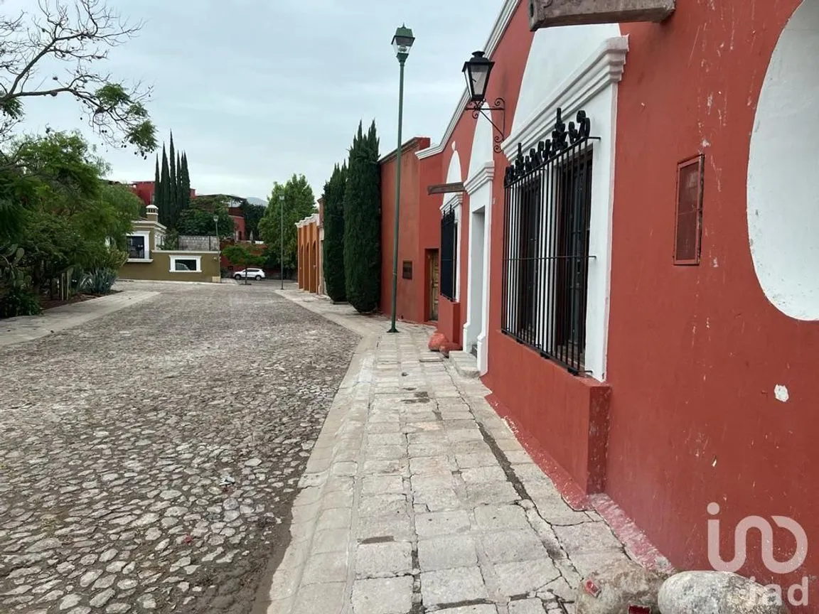Casa en Venta en Residencial Malanquin la Mesa, San Miguel de Allende, Guanajuato | NEX-193947 | iad México | Foto 3 de 41