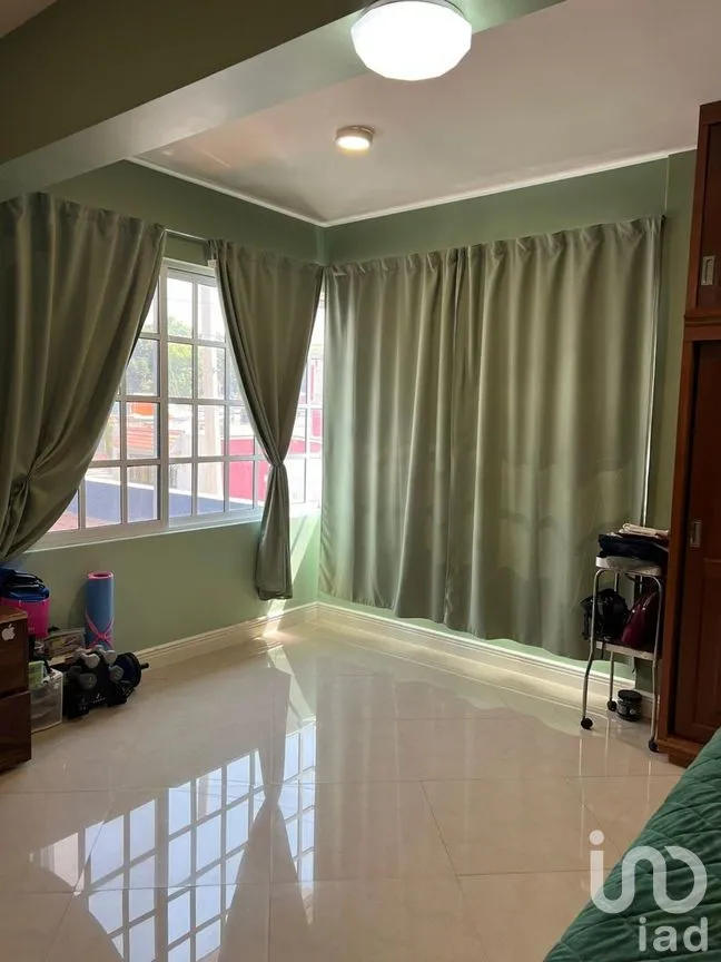 Casa en Venta en Jardines de Morelos Sección Fuentes, Ecatepec de Morelos, México | NEX-203809 | iad México | Foto 4 de 17