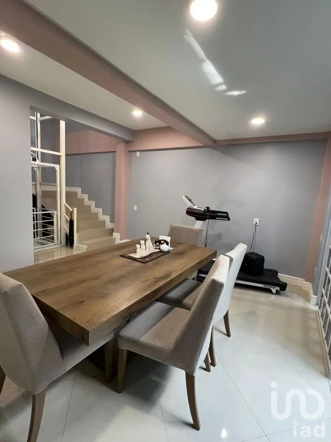 Casa en Venta en Jardines de Morelos Sección Fuentes, Ecatepec de Morelos, México | NEX-203809 | iad México | Foto 7 de 17