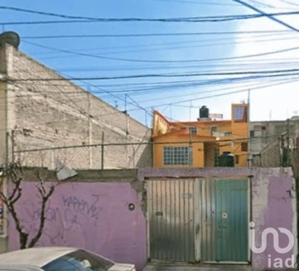 Casa en Venta en Agrícola Pantitlán, Iztacalco, Ciudad de México | NEX-220035 | iad México | Foto 1 de 17