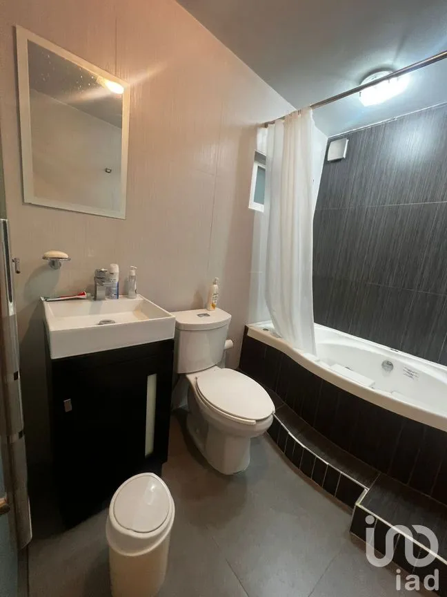 Casa en Venta en Las Américas, Ecatepec de Morelos, México | NEX-233753 | iad México | Foto 2 de 11