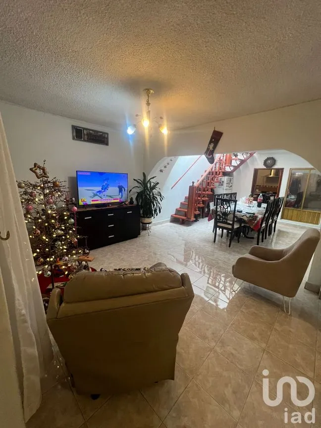 Casa en Venta en Ciudad Azteca Sección Oriente, Ecatepec de Morelos, México | NEX-241954 | iad México | Foto 2 de 9