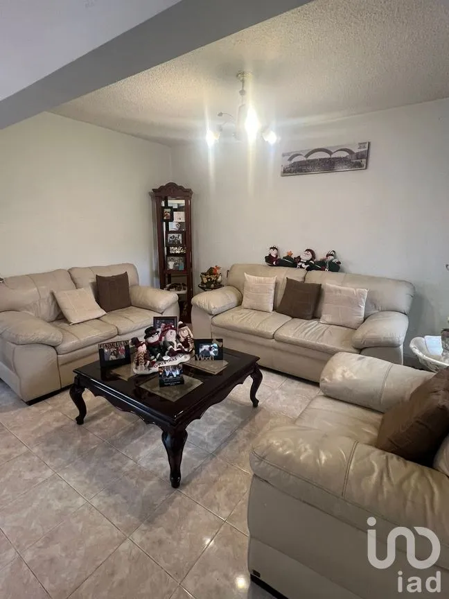 Casa en Venta en Ciudad Azteca Sección Oriente, Ecatepec de Morelos, México | NEX-241954 | iad México | Foto 3 de 9