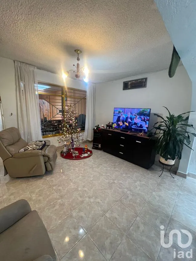 Casa en Venta en Ciudad Azteca Sección Oriente, Ecatepec de Morelos, México | NEX-241954 | iad México | Foto 4 de 9