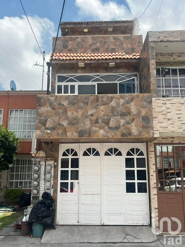 Casa en Venta en Los Héroes Tecámac, Tecámac, México | NEX-241968 | iad México | Foto 1 de 7