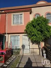 NEX-243430 - Departamento en Venta, con 3 recamaras, con 1 baño, con 70 m2 de construcción en Las Américas, CP 55076, México.