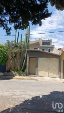 NEX-172463 - Casa en Venta, con 4 recamaras, con 2 baños, con 300 m2 de construcción en Jardines de Morelos Sección Ríos, CP 55070, México.