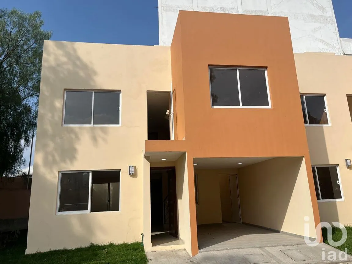 Casa en Venta en San Salvador Tecamachalco, La Paz, México | NEX-190290 | iad México | Foto 1 de 20