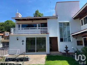NEX-244711 - Casa en Venta, con 4 recamaras, con 4 baños, con 250 m2 de construcción en Lomas Hipódromo, CP 53900, México.