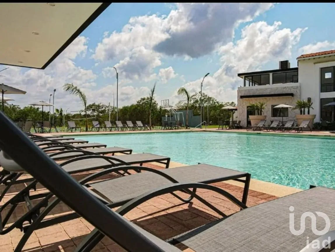Terreno en Venta en Chuburna de Hidalgo (La Floresta), Mérida, Yucatán | NEX-260771 | iad México | Foto 10 de 11