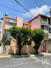 NEX-285763 - Casa en Venta, con 3 recamaras, con 1 baño, con 137 m2 de construcción en Fuentes de Satélite, CP 52998, México.