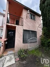 NEX-252837 - Casa en Venta, con 3 recamaras, con 2 baños, con 174 m2 de construcción en Real del Bosque, CP 54948, México.