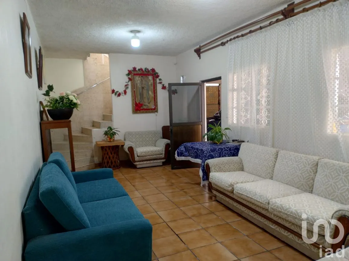 Casa en Venta en Cuchilla del Moral, Iztapalapa, Ciudad de México | NEX-292611 | iad México | Foto 1 de 13