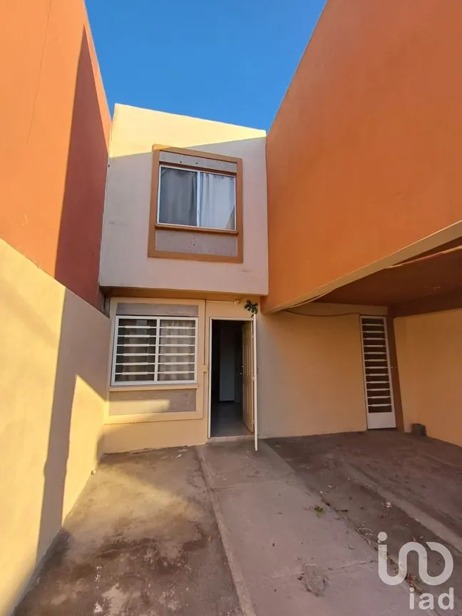 Casa en Renta en Bosques la Huasteca, Santa Catarina, Nuevo León | NEX-195057 | iad México | Foto 1 de 1
