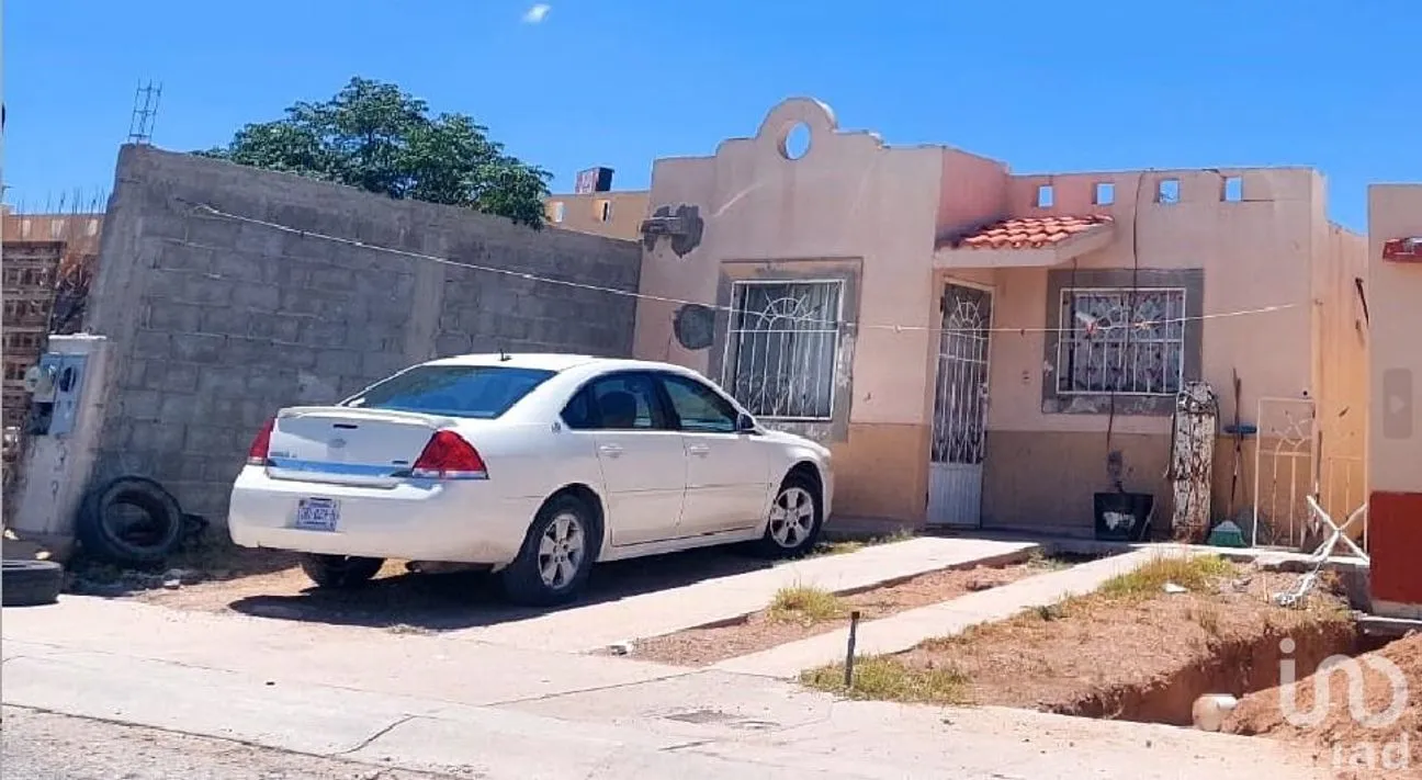 Casa en Venta en Valles de América, Juárez, Chihuahua | NEX-176439 | iad México | Foto 3 de 12