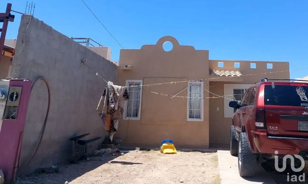 Casa en Venta en Valles de América, Juárez, Chihuahua | NEX-176511 | iad México | Foto 3 de 13