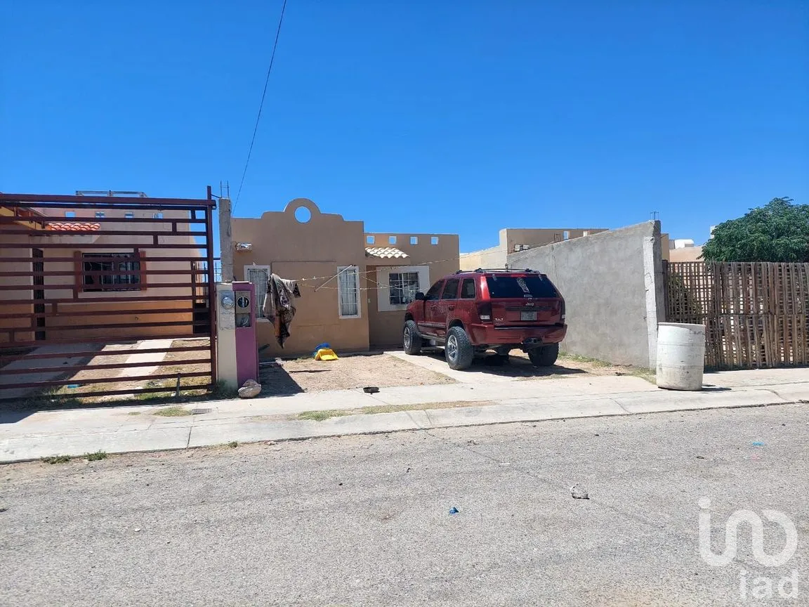 Casa en Venta en Valles de América, Juárez, Chihuahua | NEX-176511 | iad México | Foto 4 de 13