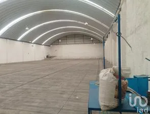 NEX-250198 - Bodega en Renta, con 6 recamaras, con 1400 m2 de construcción.