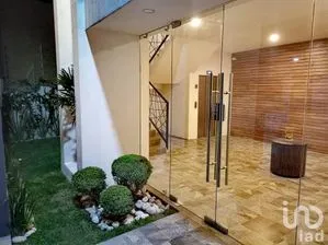 NEX-256680 - Departamento en Renta, con 2 recamaras, con 2 baños, con 125 m2 de construcción.