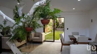 NEX-296646 - Departamento en Renta, con 2 recamaras, con 1 baño, con 73 m2 de construcción.