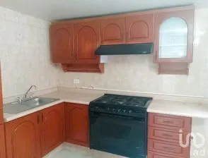 NEX-306222 - Casa en Renta, con 2 recamaras, con 1 baño, con 76 m2 de construcción.