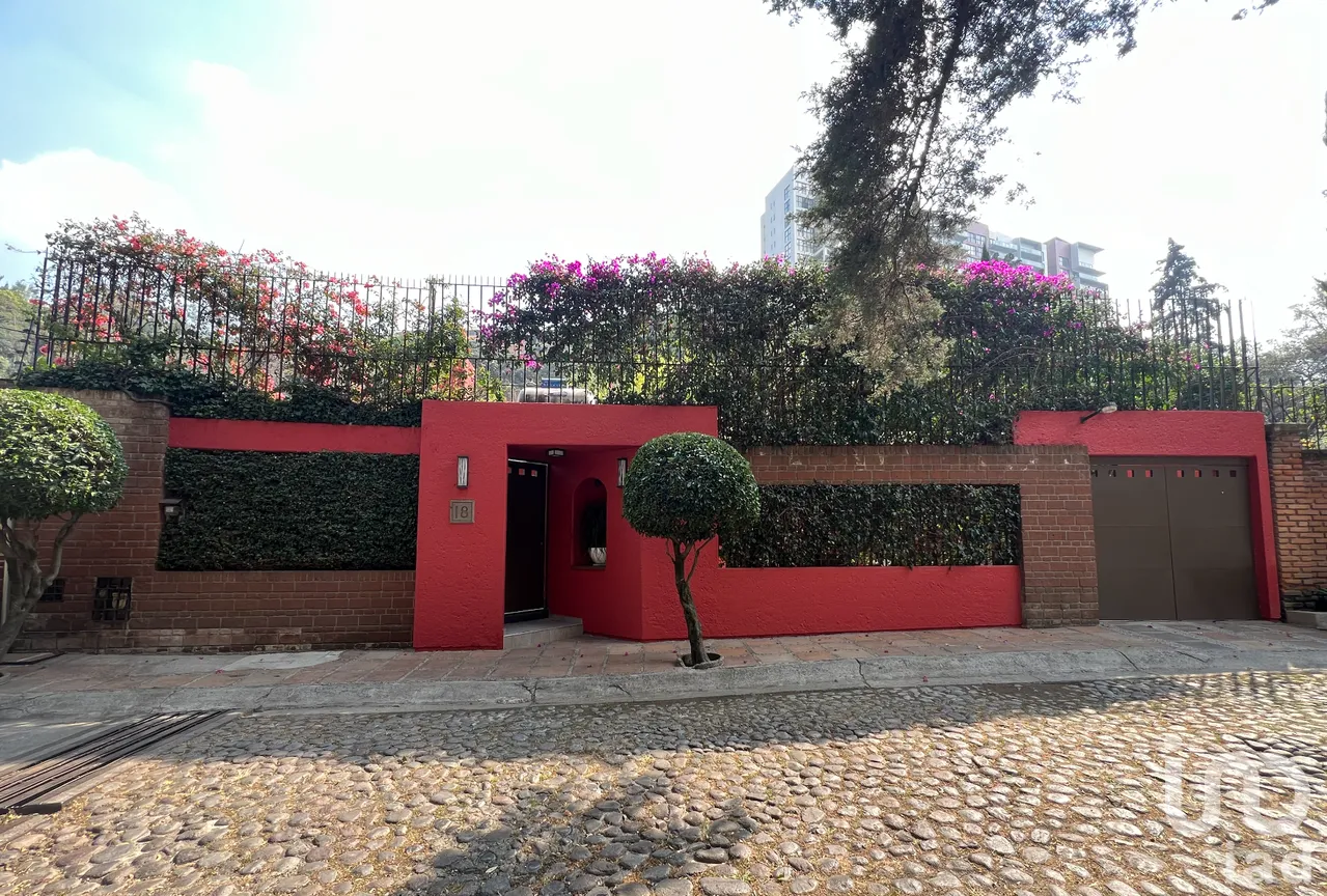 Casa en Renta en La Herradura, Huixquilucan, México | NEX-285545 | iad México | Foto 2 de 32